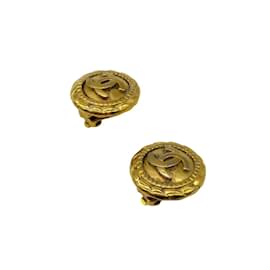 Chanel-Chanel Gold Metallic Logo Clip On Earrings-Golden