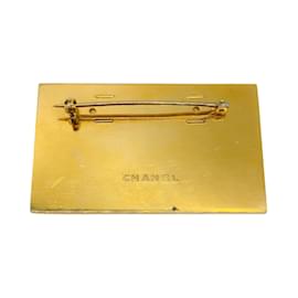 Chanel-Chanel Gold/Black Cc Paris Label Brooch-Golden