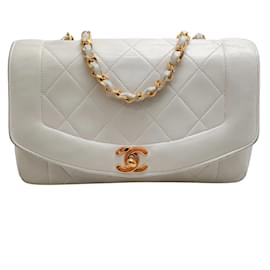 Chanel-Chanel vintage 1989-1991 White Leather Diana Shoulder Bag-White