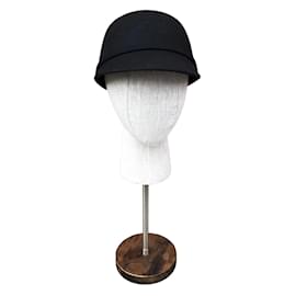 Christian Dior-Christian Dior Arty Black Felt Tulip Cap / hat-Black
