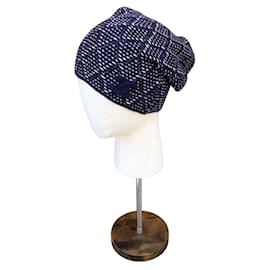Chanel-Chanel navy blue / white / Black Silver Metallic Detail Cc Logo Knit Embroidered Cashmere Knit Beanie Hat-Blue
