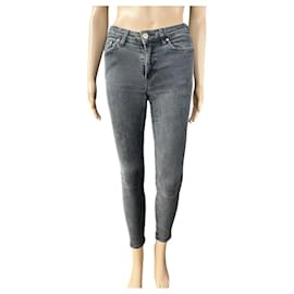 Acne-Jeans-Grau