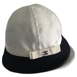 Cappello da pescatore Chanel bianco e blu navy cotone Bianco