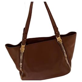 Tom Ford-Sedgwick-Brown