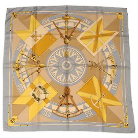 HERMÈS CARRÉ 90 SEXTANTS Echarpe Soie Bleu Clair Jaune Auth 42700 Jaune Bleu clair