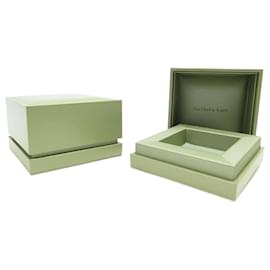 Van Cleef & Arpels-Lot of 2 VAN CLEEF & ARPELS JEWELRY RING NECKLACE BRACELET BOX JEWEL BOX-Green