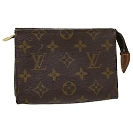 Louis Vuitton-Toilette Poche Monogram Louis Vuitton 15 Pochette M47546 Auth LV 43797-Monogramme