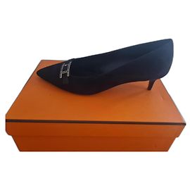 Hermès Escarpin Blush avec la boucle HAPI Noir