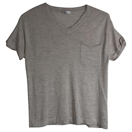 Brunello Cucinelli-Brunello Cucinelli Melange-T-Shirt mit V-Ausschnitt und Taschendetail aus beigem Kaschmir-Beige