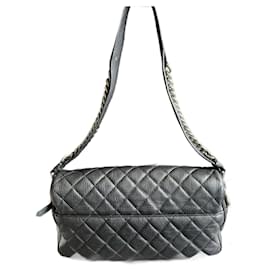 Chanel-Bolsa com aba clássica atemporal-Preto