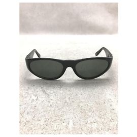**Gafas de sol negras Wellington de Gianni Versace Negro