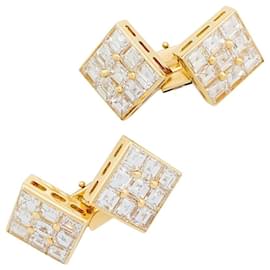 Boucheron Manschettenknöpfe, aus Gelbgold und Diamanten. Andere