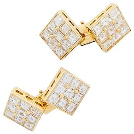 Paire de boutons de manchette Boucheron, en or jaune et diamants. Autre