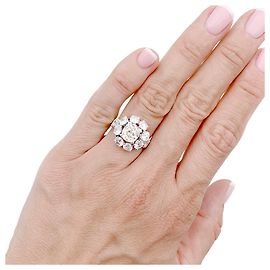 inconnue Diamond daisy ring, platinum. Other
