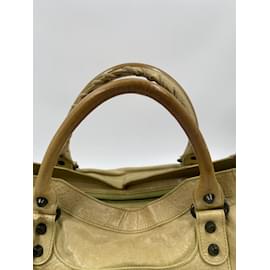 Balenciaga-Yellow Balenciaga Lambskin City-Yellow