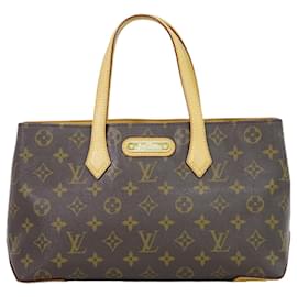 Louis Vuitton Green Monogram Vernis Wilshire PM Leather Patent leather  ref.976352 - Joli Closet