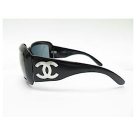 Chanel Black Mother of Pearl CC Logo Sunglasses 5076-H - Yoogi's Closet