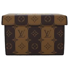 Louis Vuitton-LOUIS VUITTON Parte superior a rayas Caja de cartón NIGO Estuche Marrón GI0718 LV Auth 43816EN-Castaño