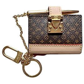 Louis Vuitton LV Book Key Ring Brown