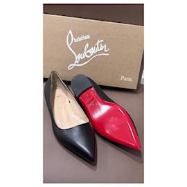 Christian Louboutin-Christian Louboutin nuevas bailarinas negras-Negro