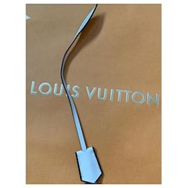 Louis Vuitton-bijou de sac-Beige