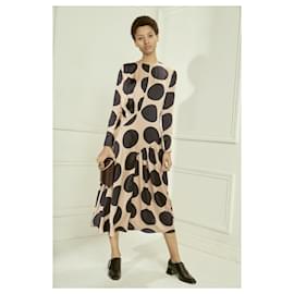 Stella Mc Cartney-Stella McCartney Pre-Fall 2016 jumbo polka dot silk dress-Black