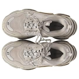 Balenciaga-Balenciaga Triple S Sneakers aus beigem Polyester-Beige