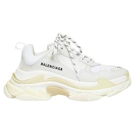 Balenciaga-Balenciaga Women's Triple S Sneaker in White Polyurethane-White