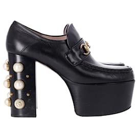 Gucci-Gucci Horsebit-Slipper mit Plateausohle und Nieten aus schwarzem Leder-Schwarz
