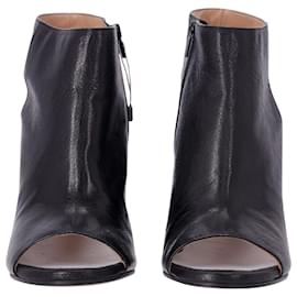 Maison Martin Margiela-Maison Margiela Cut-out Leather Ankle Boots In Black Leather-Black
