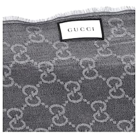 Gucci-Gucci Écharpe GG Jacquard Fringe Edge en Soie Grise-Gris