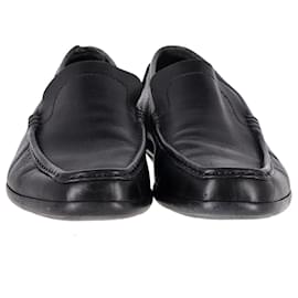 Gucci-Gucci Slip-On-Loafer aus schwarzem Leder-Schwarz