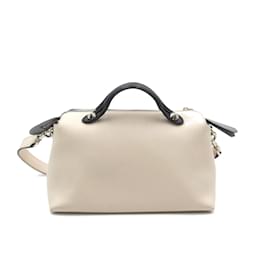 Fendi-Sac à bandoulière en cuir 8BL124-Beige