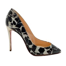 Christian Louboutin-Christian Louboutin Marfil / Zapatos De Salón Negros De Charol Con Estampado Múltiple-Negro