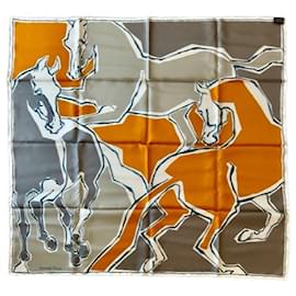 Hermès-Hermes : Rare lined Sided Square "The Dance of the Horses" 2021. Already a collector!-Multiple colors