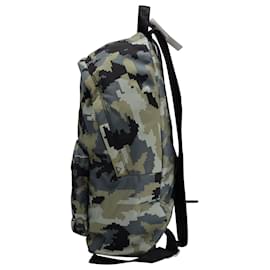 Givenchy-Givenchy Digital Camo-Print Backpack in Green Nylon-Other