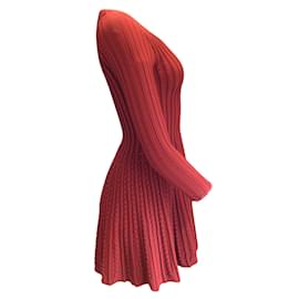 Fendi-Fendi Bordeaux Robe ajustée et évasée en tricot côtelé à manches longues et encolure dégagée-Rouge