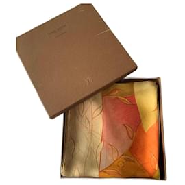Louis Vuitton Bufandas de seda Multicolor