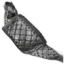 Valentino Garavani Banana Rockstud Spike Argento