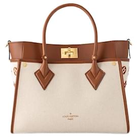 Louis Vuitton-LV On My Side MM nuovo-Beige