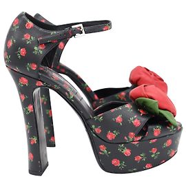 Michael Kors Huxley Rose Appliqué Rosebud Platform Sandal in Black & Red Leather Black