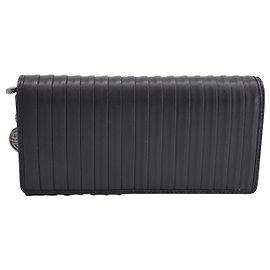 Hugo Boss Long Wallet in Black Leather Black