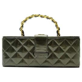 Chanel-VINTAGE CHANEL VANITY TOILETRY BAG IN PATENT QUILTED LEATHER CASE BAG-Khaki