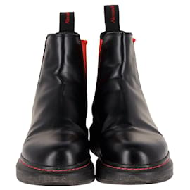 Alexander Mcqueen-Alexander McQueen Chelsea Boots in Black Leather-Black