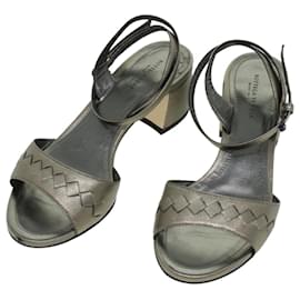 Autre Marque-BOTTEGA VENETA High Heels Leather Silver Auth 43791-Silvery