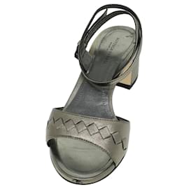 Autre Marque-BOTTEGA VENETA High Heels Leather Silver Auth 43791-Silvery