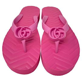 Gucci-Marmont-Flip-Flop-Pink