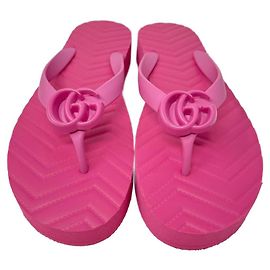 Gucci Chanclas Marmont Rosa