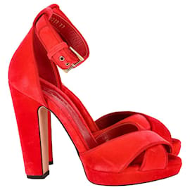 Alexander Mcqueen-Alexander McQueen Ankle Strap Sandals in Red Suede-Red