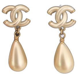 Chanel Earrings Silvery Eggshell